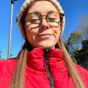 Meet your Posher, Jasmin